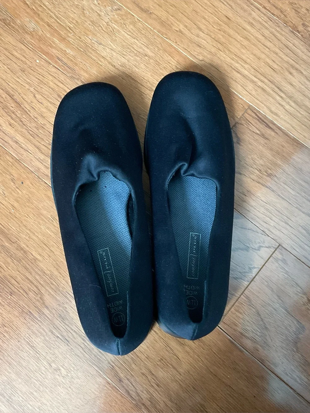 Comfort Plus Black Slip On Stretch Loafer Low Heel Size 11 Wide Width Office
